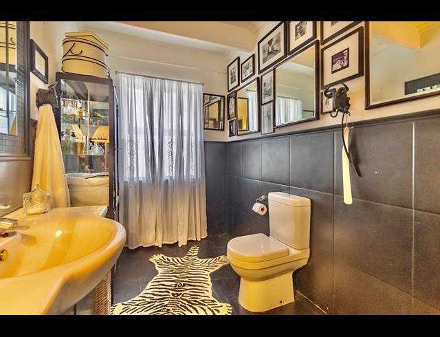 5 BEDROOM HOUSE FOR SALE IN GROTTO BAY